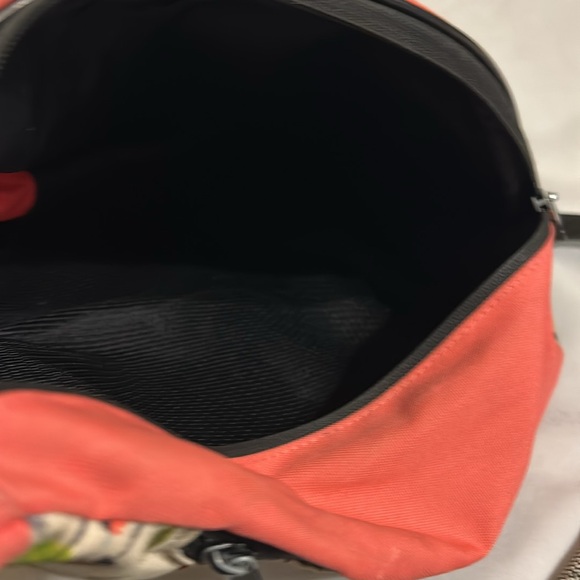 KAVA One Strap Shoulder Bag - Picture 3 of 5